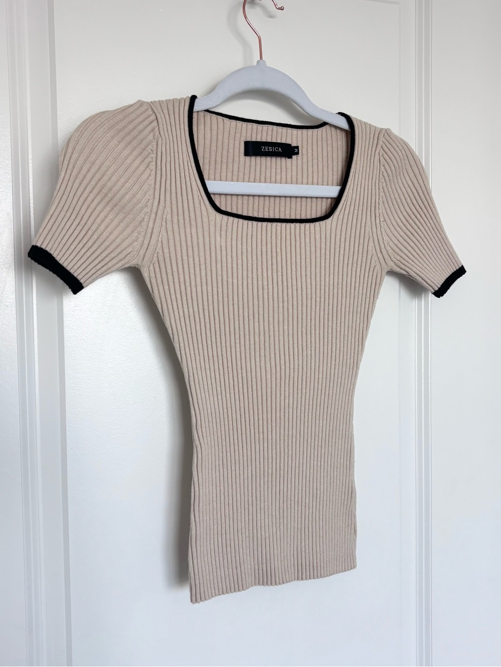 ZESICA Ribbed Knit Square Neck Contrast Trim Top Beige Black Preppy Chic Medium